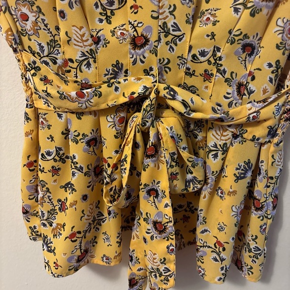 Max Studio Yellow Floral Blouse - Picture 8 of 10